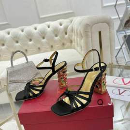 Picture of Valentino Shoes _SKUValentinosz35-409CMJ110720288